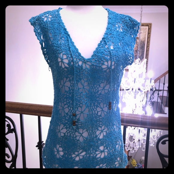 Crotched top - Picture 1 of 2